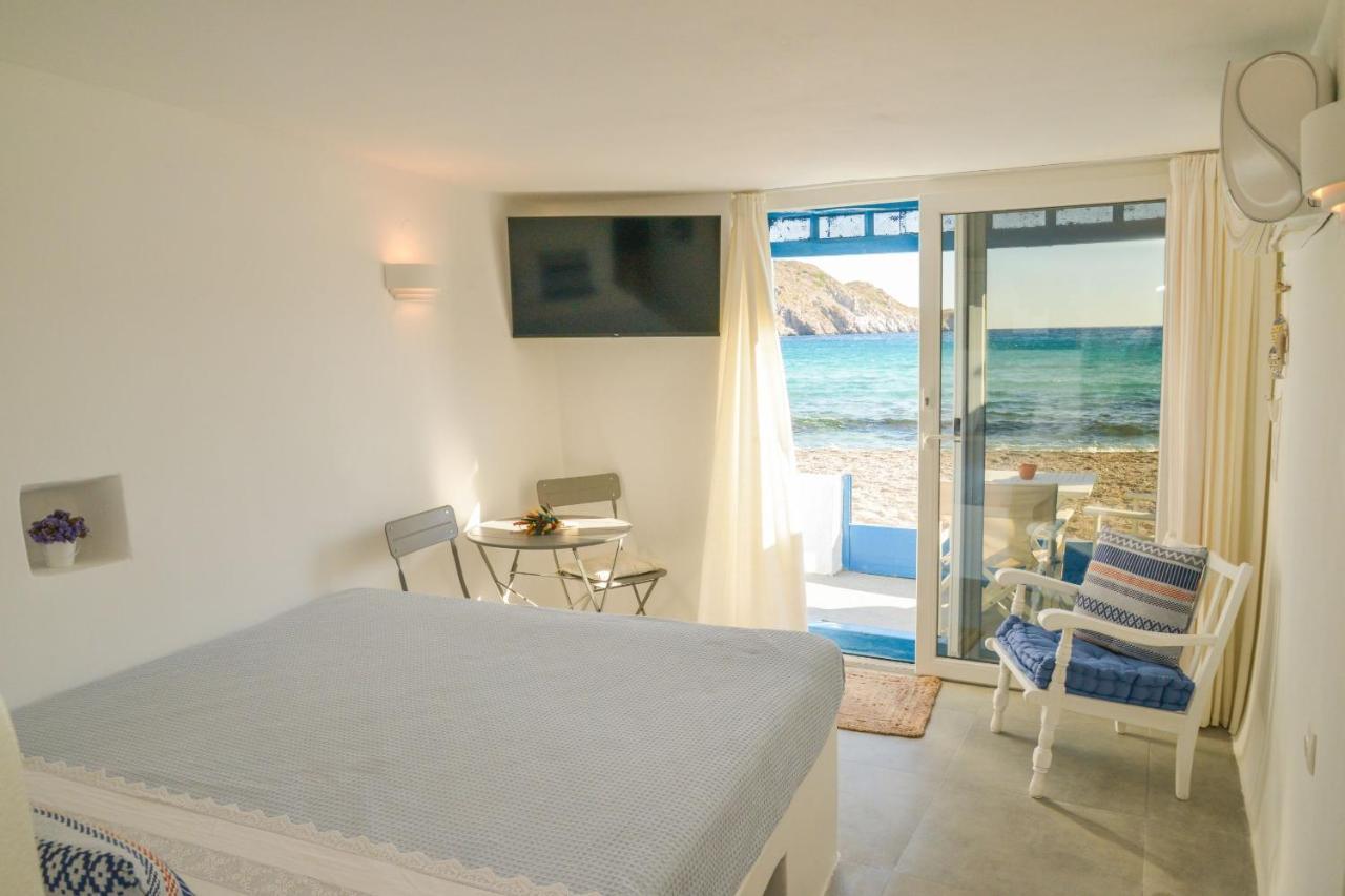 Milos Accommodations Firopotamos Exteriör bild